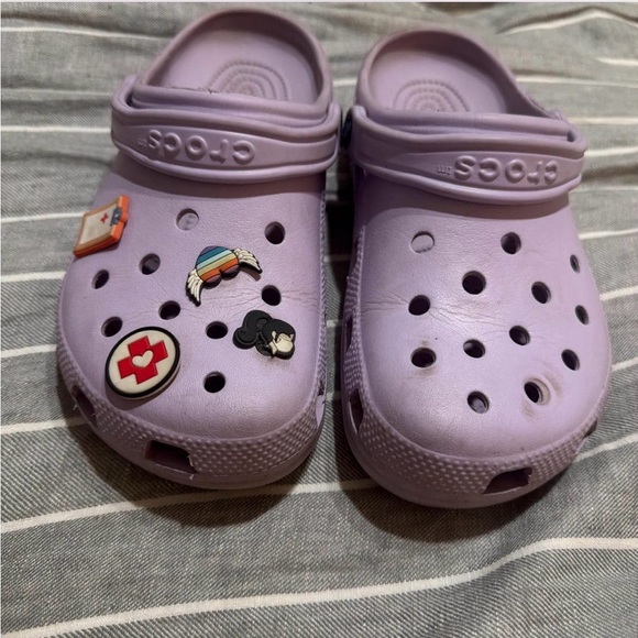 CROCS Shoes - Crocs women Classic Clog in Light Purple